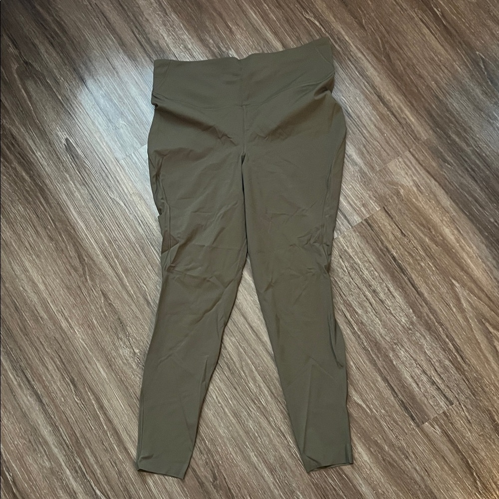 Lululemon Base Pace leggings 28”
